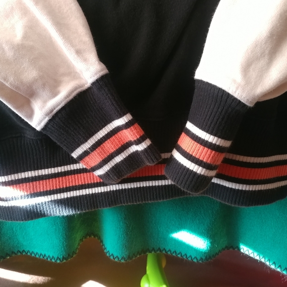 Women's Harley Davidson Zip up Jacket - Picture 7 of 8